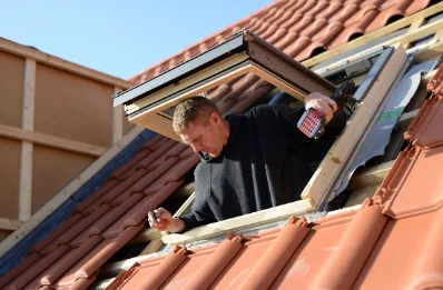 Pose de fenêtres de toit Velux à Igoville